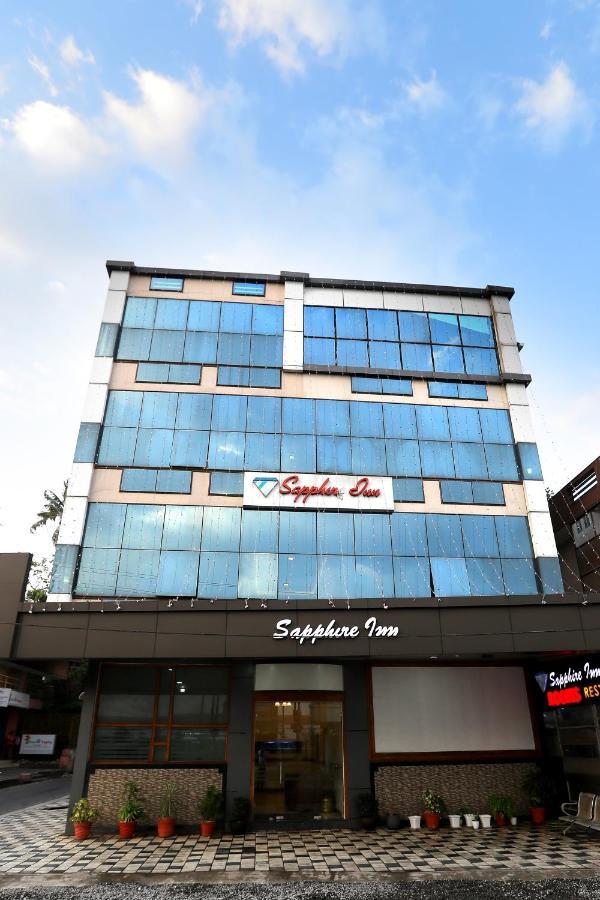 Sapphire Inn Недумбассери Экстерьер фото